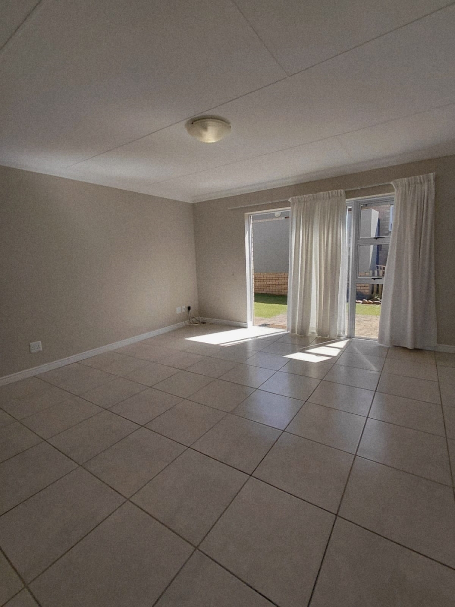 2 Bedroom Property for Sale in Groenkloof Retirement Village Western Cape